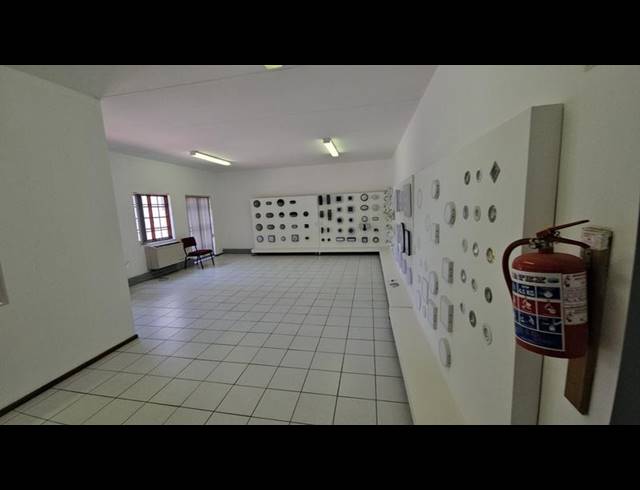 INDUSTRIAL PROPERTY TO RENT IN ALLANDALE